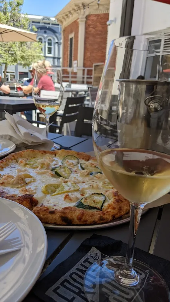 Shrimp and Zuccini Pizza